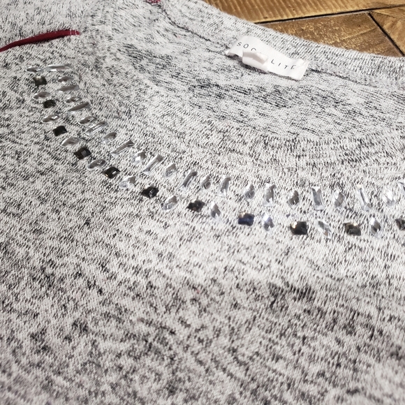 Socialite Crystal Gray Sweatshirt Size M - Picture 6 of 10